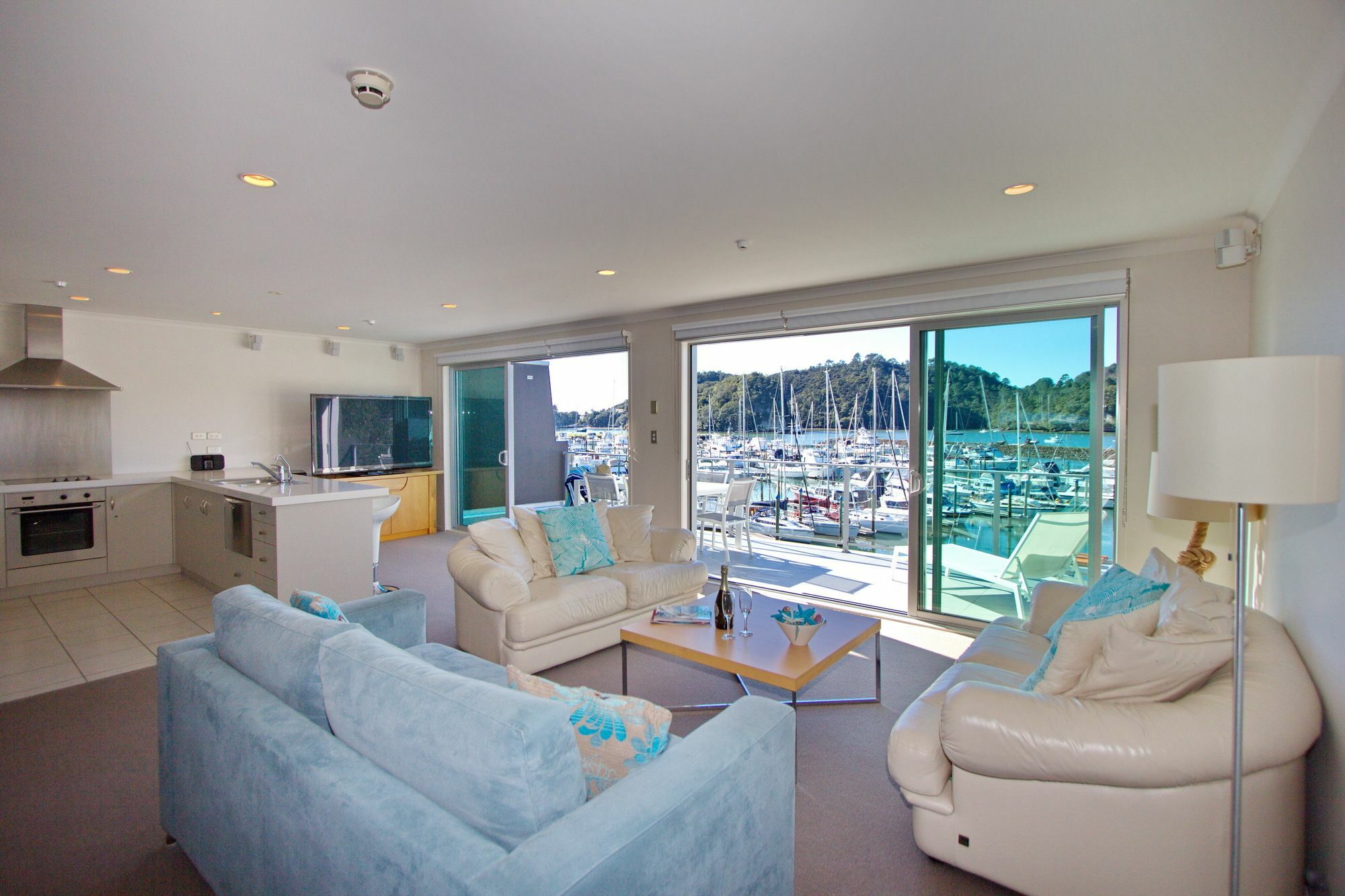 Marina Park Apartments Whitianga Exterior foto